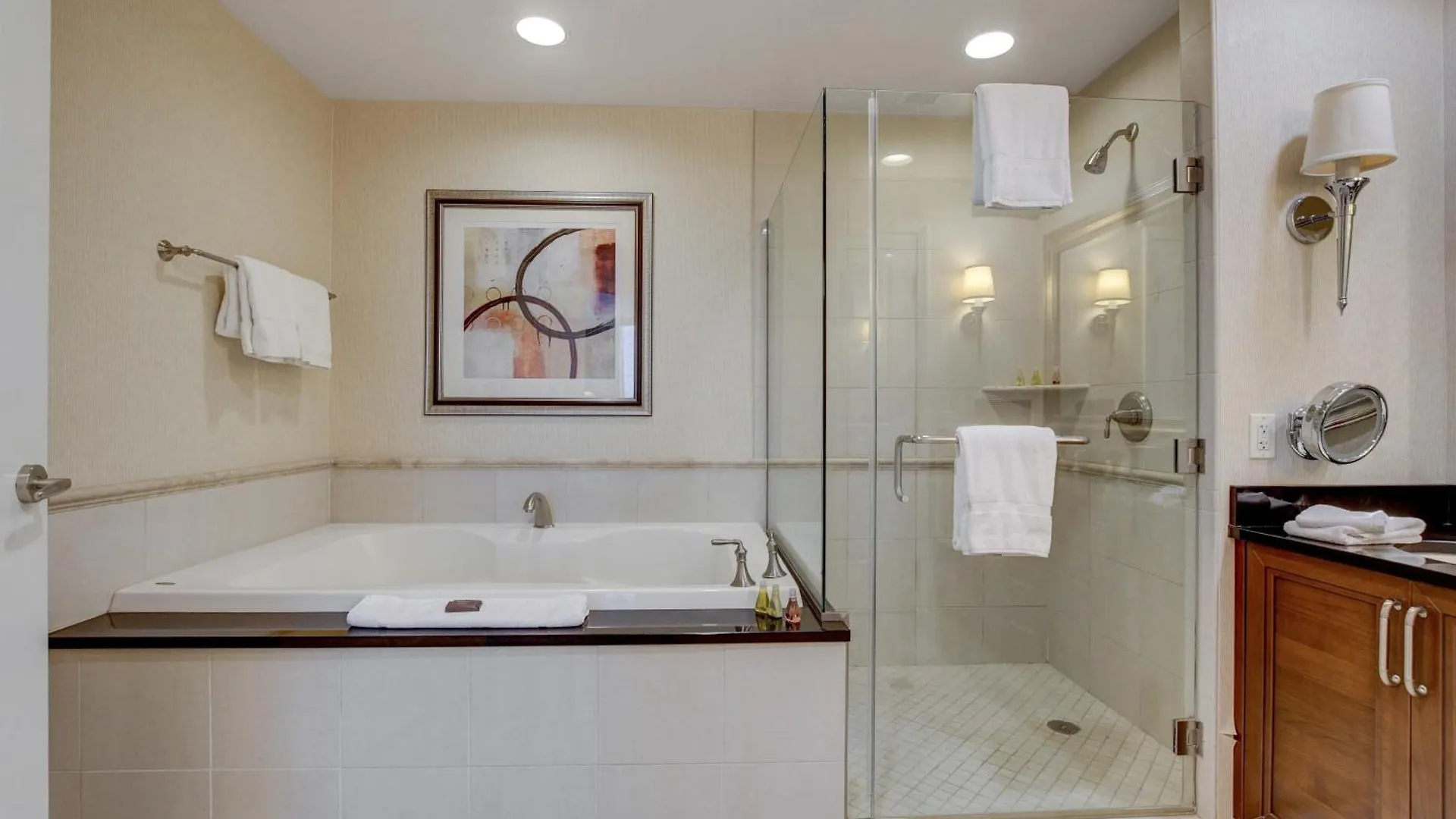 30Th Ph Mgm Suite With Breathtaking Views Of The Strip Las Vegas United States